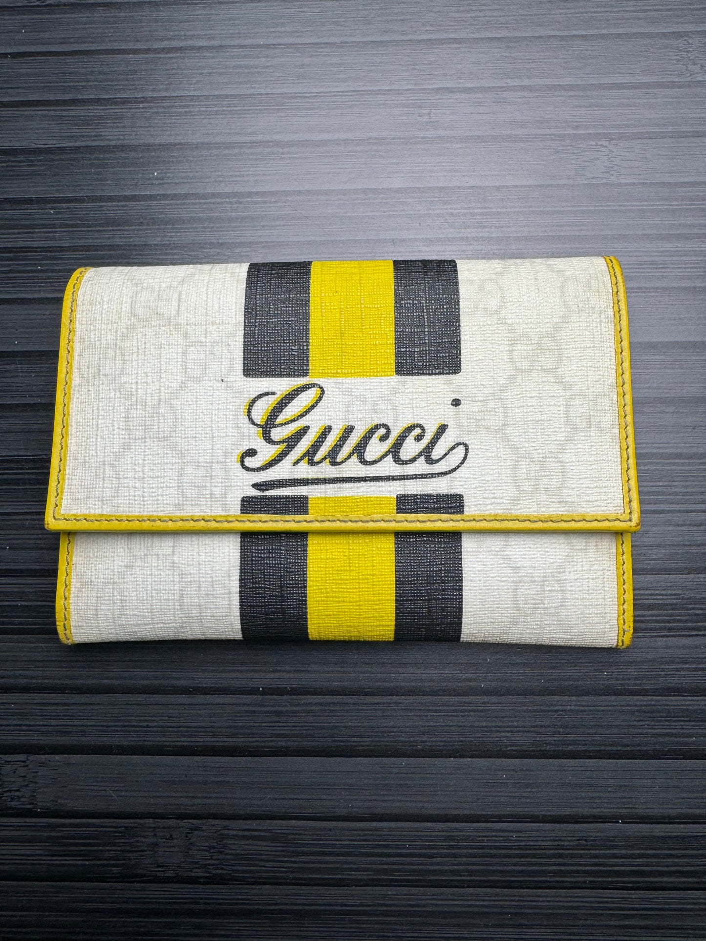 Gucci Ivory GG Supreme Leather Sherry Line Logo Bifold Card Case